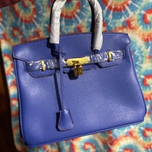 Elegant Blue Handbag